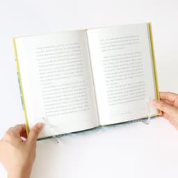 手のひらサイズ ポータブル読書スタンド 5