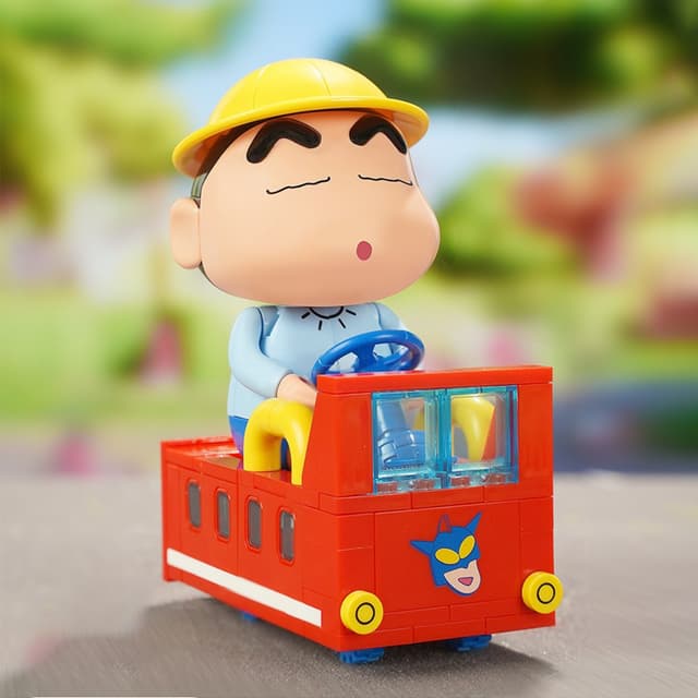 [クレヨンしんちゃん]ブロック_しんちゃんのコスチューム列車遊び