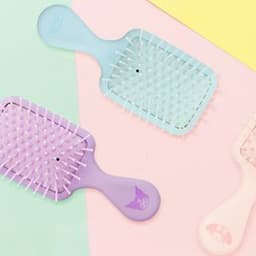 [サンリオ]サンリオ ミニスクエアクッションブラシ 1