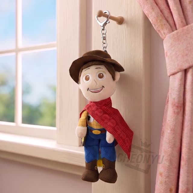 [ディズニー]トイ・ストーリー ウッディ バッグチャーム 17cm